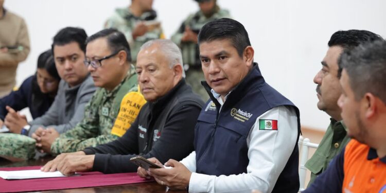 Con recorridos preventivos y monitoreo permanente, Gobierno estatal vigila los 217 municipios