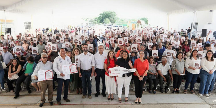 INFONAVIT entrega viviendas del Bienestar a derechohabientes de Chiapas