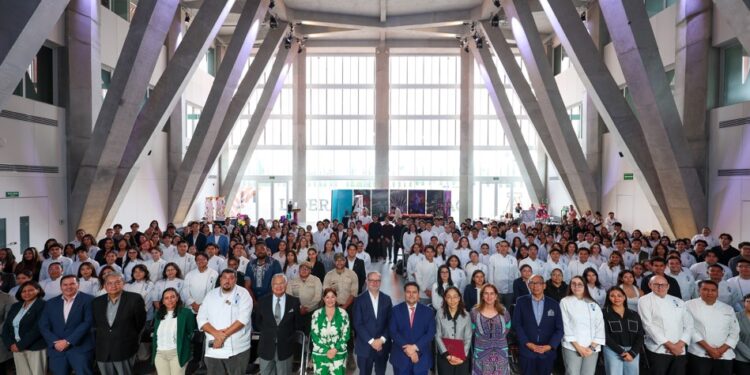 Anáhuac Puebla conecta gastronomía, turismo e intercambio internacional en Festival Gastroturístico