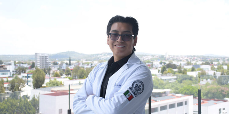Egresado BUAP, seleccionado para participar en el International Air and Space Program 2026