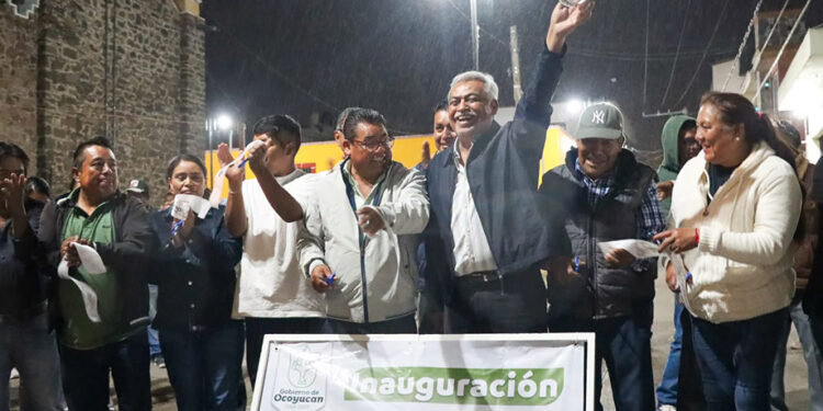 Chalchihuapan brilla tras la inauguración de nuevas luminarias