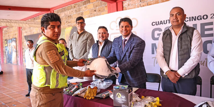 Reconoce Omar Muñoz labor de Protección Civil en Cuautlancingo