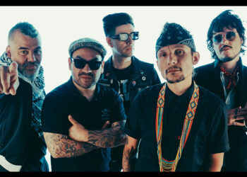 «Infinito Paralelo» de Doctor Krápula redefine la conexión humana a ritmo de reggae latino
