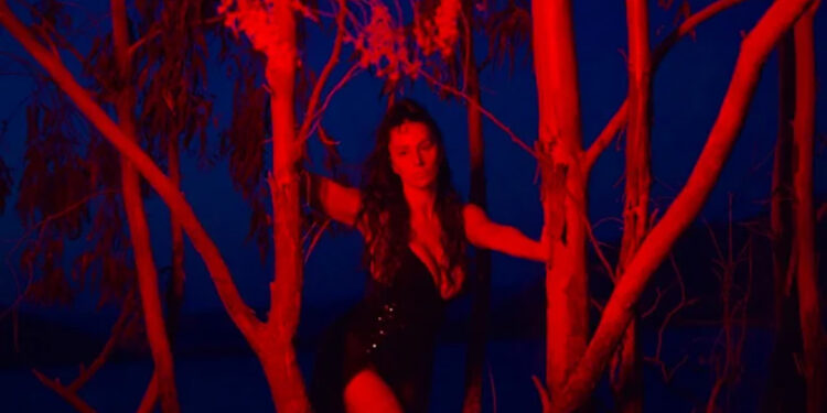 Mala Rodríguez regresa con un romance oscuro sobre el deseo, el éxito y la supervivencia