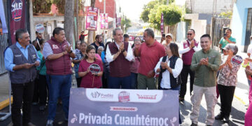 Entrega Pepe Chedraui obra de pavimentación en la colonia Guadalupe Hidalgo 2da. Sección