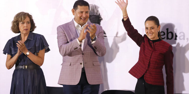 Claudia Sheinbaum refrenda en Puebla soberanía, bienestar y transformación con resultados