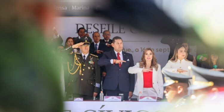 Puebla celebra con orgullo nacional el 216 aniversario de la Independencia de México