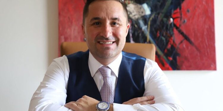 Julián Fernández Fernández analiza el crecimiento del sector exportador en México