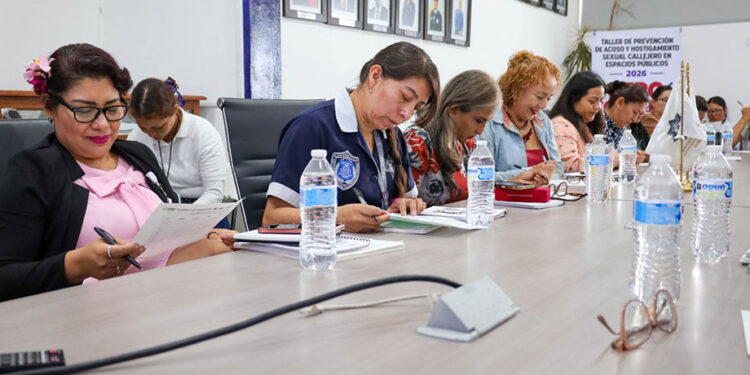 Policía Auxiliar y Secretaría de las Mujeres suman esfuerzos contra el acoso