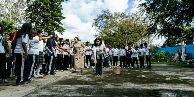 El Festival Escénico Lu’um Puksi’ik’al / corazón de la tierra celebra una década de arte y comunidad en Yucatán