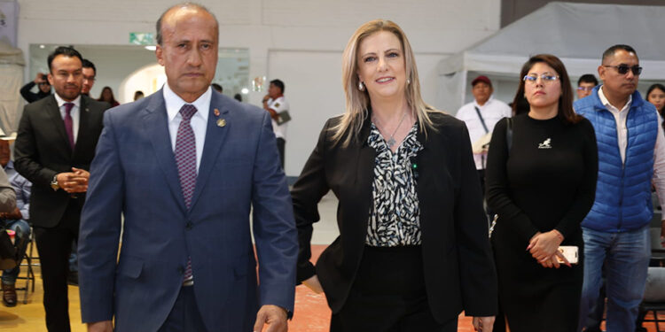 Gobierno humanista atiende necesidades, no colores partidistas