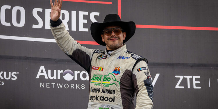 Omar Jurado tuvo una dura semifinal de NASCAR México Series en Yucatán