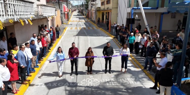 Gobernadora reafirma respaldo a los 60 municipios para ampliar obra pública