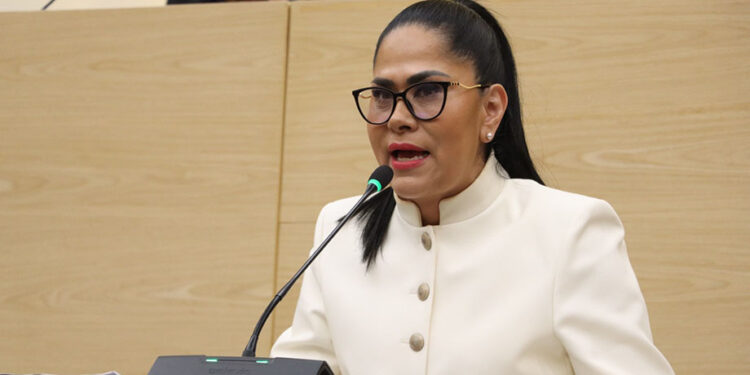Impulsa Fedrha Suriano iniciativa para generar un ambiente de negocios más competitivo en Puebla