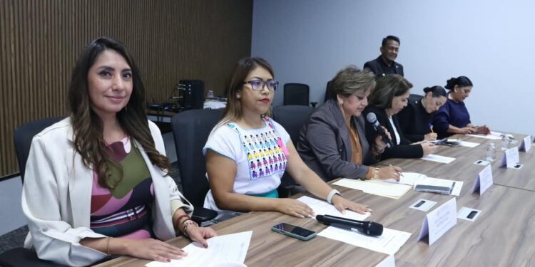 Comisión del Congreso aprueba exhorto para promover programas de reforestación en instituciones de educación