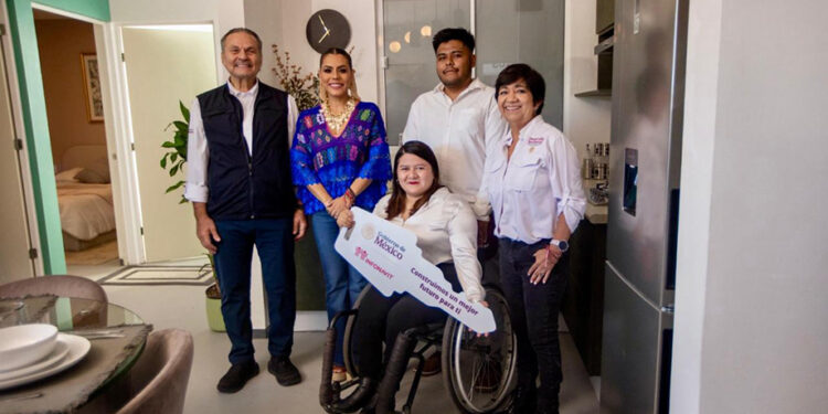 INFONAVIT entrega las primeras Viviendas del Bienestar a derechohabientes de Guerrero