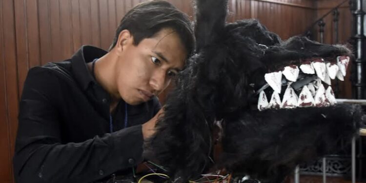 Estudiantes de la BUAP fusionan robótica y tradición en el Cocotrón 2026