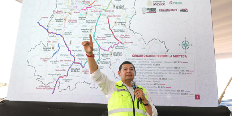 Más maquinaria y obras cimentan modernización carretera en los 217 municipios