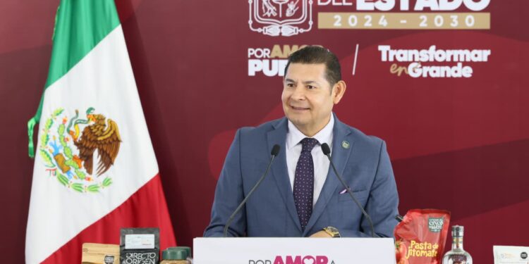 Fundación Jenkins contribuye con el Sistema Integral de Movilidad para transformar conectividad