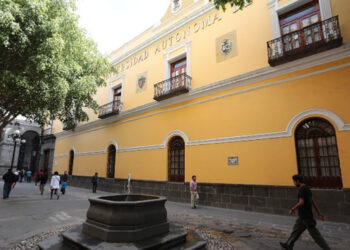 BUAP escucha y suspende consulta sobre reforma de pensiones y crea comisión para atender propuestas de trabajadores