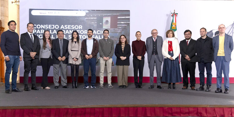 Claudia Sheinbaum presenta al Consejo Asesor para la Transformación Digital del Sector Salud; automatizará entrega de medicamentos e insumos