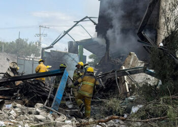 Protección Civil Estatal atiende explosión en Zacaola