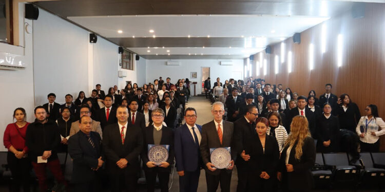 Poder Judicial de Puebla llama a las nuevas generaciones de abogados a prepararse ante la transformación de la justicia