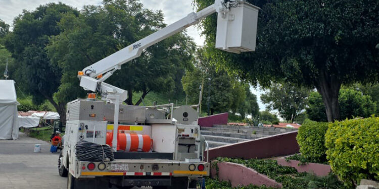 Intensifica Tonantzin Fernández servicios públicos en barrios y juntas auxiliares de San Pedro Cholula