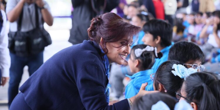Programa “Contigo para ver, aprender y avanzar” beneficia a más de 106 mil niñas y niños tlaxcaltecas
